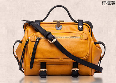 Retro nostalgia stylish ladies handbags , high capacity storage women messenger bag