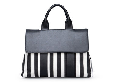 Over grown type Fashion Ladies Handbags double theftproof snap fastener