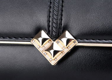 Retro pattern PU Wallet with custom acid resistant zinc alloy hardware