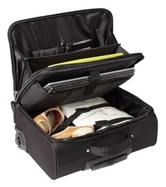 Large Sports Trolley travel luggage Bags , Separate end zippered shoe pocket
